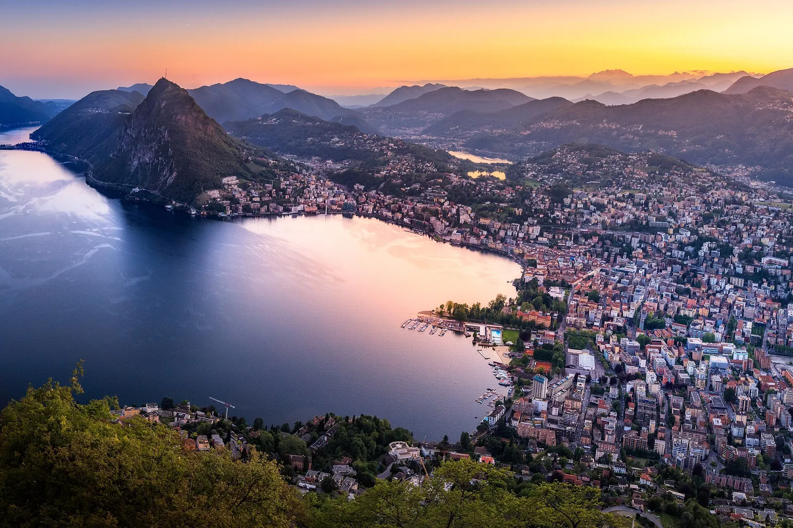 Workation · 20 Go · 30 jours -- eSIM de voyage pour la Suisse